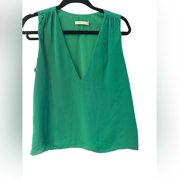 Alice and Olivia Green Top - Picture 1 of 3